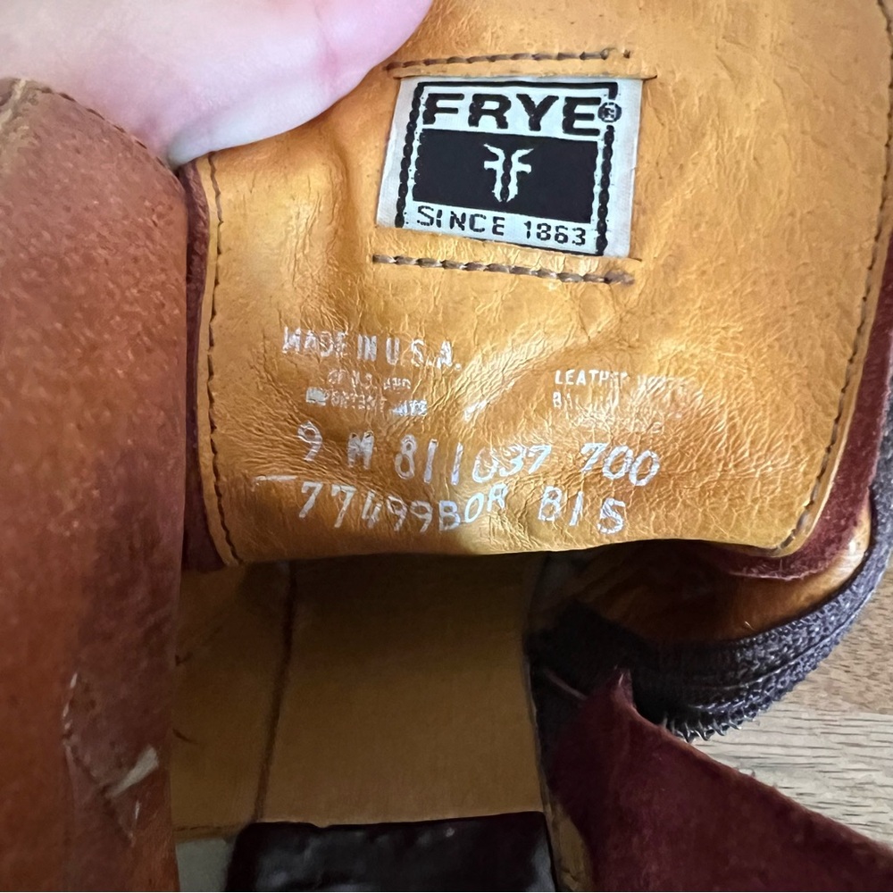 Frye Sabrina Double Buckles Ankle Boots in Antique Burgundy Size 9 M - Picture 16 of 16